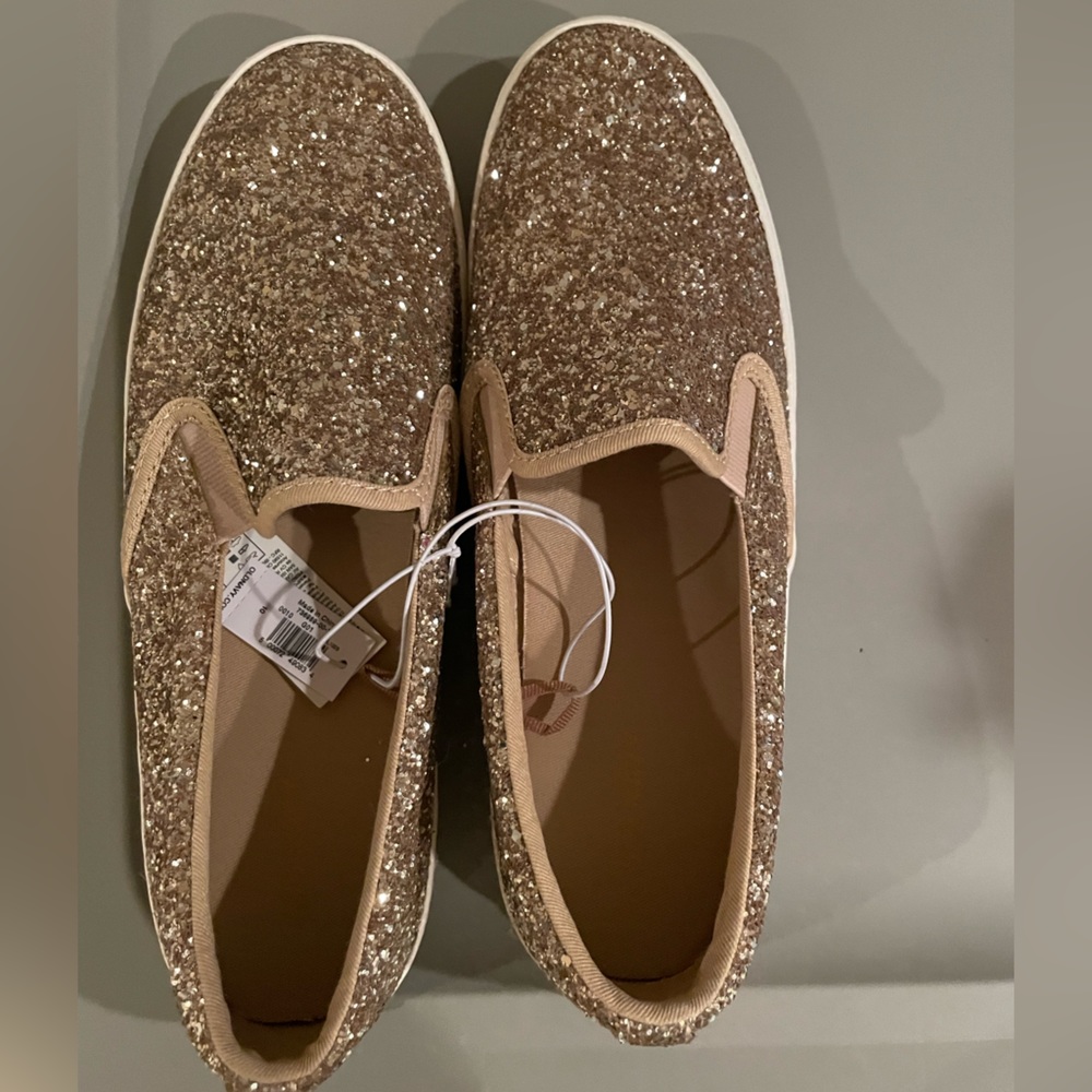 NWT Old Navy Gold Glitter slip-ons
